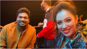 Munmun dutta is an indian film, television actress and model. Taarak Mehta Ka Ooltah Chashmah When Munmun Dutta Aka Babita Met Zakir Khan Bollywood Bubble