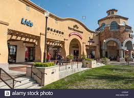 New stores include the cosmetics company, boss outlet, armani outlet, l'occitane, bally, zwilling henckel and madaluxe featuring prada, miu miu, gucci and more. Laden In Camarillo Premium Outlets Stockfotografie Alamy