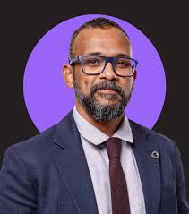 How critical thinking determines the role of AI in our future