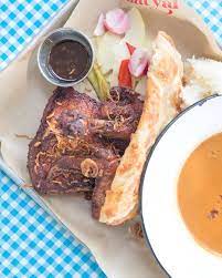 Hat Yai Fried Chicken With Malayu Style Curry Roti And Sticky Rice From Hatyaipdx In Portland Or Things To Do In Portland Hat Yai Stuff To Do