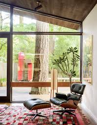Home designs & decor from the 1950s. 1950s Home Decor Dynamic And Vibrant Designs Influenced By Science Space Exploration And Home Design