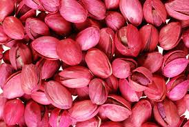 Though some enjoy the red color, many believe the red dye adversely affects the taste of the pistachio kernels. The Nutty Story Of Red Pistachios And The Iran Hostage Crisis Howstuffworks