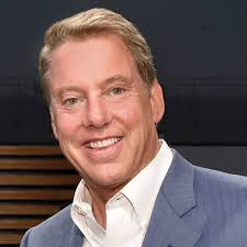 William C. "Bill" Ford Jr.'75 Named Hotchkiss's 2018 Alumni Award Recipient 