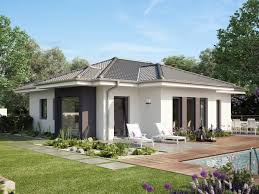 Bungalow House Solution 87 V5 With Hipped Roof Living House Hausbaudirekt Bungalow Hausbaudirekt Living Bungalow Design Bungalow House Plans Bungalow
