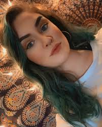 Sydney Shaw (@sydsavage) • Instagram photos and videos