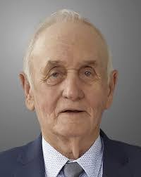 Justin Bryson's Instagram, Twitter & Facebook