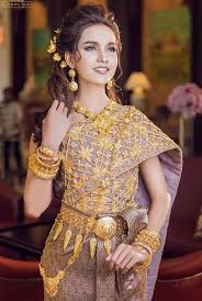Khmer Traditional Costume Traditional Outfits Cambodian Dress Cambodian Wedding Dress