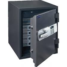 Bulevardul revolutiei 78, langa mc donalds, telefon mobil 0722663224 sau pe strada crisan nr. Stiri Case De Schimb Valutar Pagina 1 Din 1 Stirileprotv Ro