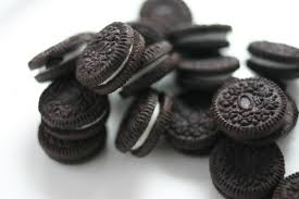 Dans un saladier, fouettez le fromage, le chocolat blanc et le mascarpone. Recettes D Oreo Et De Chocolat Blanc