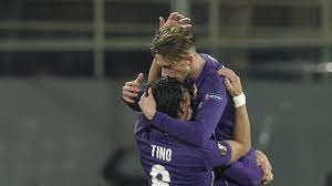 Bernardeschi играет с 2017 в ювентус (юве). Bernardeschi Rettet Fiorentina Das Remis Uefa Europa League Uefa Com