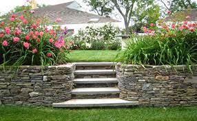 Discover house & garden online, your first stop for the latest interior design ideas, beautiful house & garden newsletter. 20 Home Gardens That Are Out Of This World