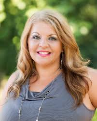 Happy 17th Workaversary, Holly Kondas! Holly began her insurance career in  May 1998. She joined Broome Associates in May 2004 and crossed over from  personal to commercial insurance. Her goal is to