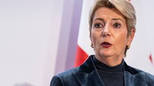 HV und eine musikalische Premiere