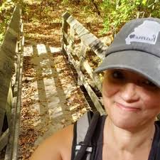 Sheri Vogt's Instagram, Twitter & Facebook