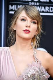 Incredible Taylor Swift Drawing