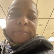 Nothing like that soul happy birthday. My mom turned 70 and kicking that  leg up like she 33!