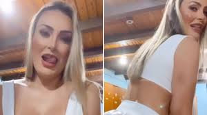 Andressa Urach se oferece em vídeo polêmico e fãs se revoltam: Deprimente