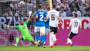 Das teilte die uefa am dienstag mit. Euro 2020 Qualifying Germany Smash Eight Past Estonia Sports German Football And Major International Sports News Dw 11 06 2019