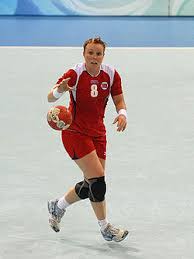 Jun 03, 2021 · kari aalvik grimsbø har spilt 173 kamper på norges kvinnelandslag i håndball. Karoline Dyhre Breivang Wikipedia