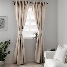 Lisabritt 2 Gardinen Raffhalter Beige 145x300 Cm Ikea Osterreich Blickdichte Gardinen Raffhalter Gardinen Vorhange Beige