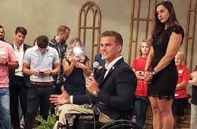 Madison cawthorn promoted false claims about the 2020 election and warned of bloodshed if election fraud were to occur in . Madison Cawthorn 24 Defeats Trump S Pick In N Carolina Gop Primary