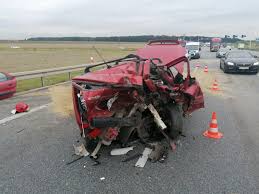 Wypadek na s8 pod wrocławiem. Grozny Wypadek Tuz Pod Wroclawiem Auto Zmasakrowane Gazeta Wroclawska