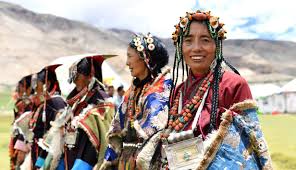 Baju bodo merupakan pakaian adat tradisional perempuan suku bugis dari provinsi sulawesi selatan. Foto Potret Perempuan Tibet Dalam Balutan Pakaian Tradisional Global Liputan6 Com