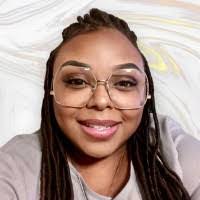 Laronda Moore's Instagram, Twitter & Facebook