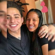 Melanie Olvera (@MelanieOlvera15)