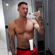 Queer Me Now on X: Popular Pornhub Gay Porn Couple Zilv Gudel And Rourke  (@gudelzilv) To Make Their MEN Debut This Thursday In Shampoo Bottle  Challenge: Bareback t.coT3ccHgfRWI t.colK1IOJIc5y  X