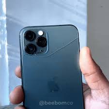 Broken Iphone GIFs - Get the best GIF on GIPHY