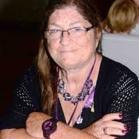 Melanie Newbold's Instagram, Twitter & Facebook