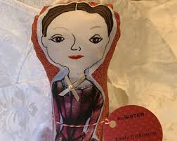 Figurine/poupée Emily Dickinson dans une boîte d'ombre