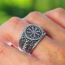 See more ideas about vikingové, vikingské ženy, jonathan rhys meyers. ÙƒÙ„ Ø£Ù†ÙˆØ§Ø¹ Ø§Ù„Ø³ÙÙ„ÙŠ Ø­Ù‚Ù†Ø© Vikingske Prsteny Academicexpertt Com