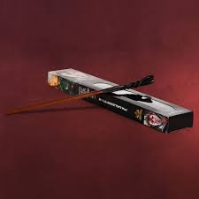 This theory about neville longbottom's wand explains everything about him. Neville Longbottom Zauberstab Im Blister Harry Potter Elbenwald