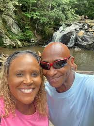 Hiking waterfalls in north Georgia