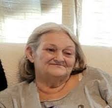 Alexis Staten's Instagram, Twitter & Facebook