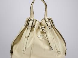 Andrea is new to the handbag business, but clearly shows a lot of potentials. Andrea Bergart S Spalding Basketball Bag Bagaddicts Anonymous