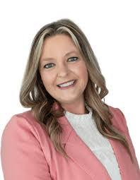 Mark Alameda's Instagram, Twitter & Facebook