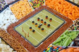Diy Snack Stadium With It S Own Football Field And Players Snack Stadium Superbowl Appetizers Super Bowl Food