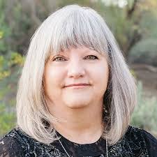 Vickie Ellis's Instagram, Twitter & Facebook