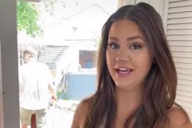 TikTok hairdresser shares how much shampoo we should be using but people  are left divided