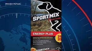 The company also recalled nature's menu super premium dog food (the chicken and quail blend) in august. Pet Food Recalled After At Least 70 Dogs Die 80 Sickened Fda Abc News