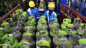 Update harga tabung gas 12 kg hari ini. Elpiji 3 Kg Bakal Dijual Sesuai Harga Pasar