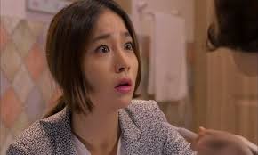 Bầu con gái, nhà chồng ép ăn mì tôm liên tục 6 tháng trời