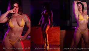 Trapgoddess89 Flaunts Her Ripped Body | PimpBunny