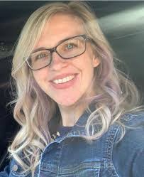 Kendra Guffey's Instagram, Twitter & Facebook