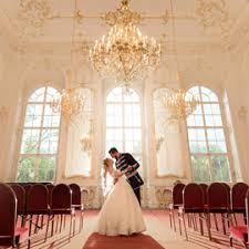 Kiadók névjegy adatvédelem feltételek súgó névjegy adatvédelem feltételek súgó Get Married Eskuvoi Video