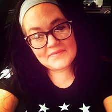 Sara Shockley's Instagram, Twitter & Facebook