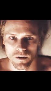 Yes, Sam can wink, Jamie cannot! 😘 @outlander_starz @samheughan  #jamiefraser